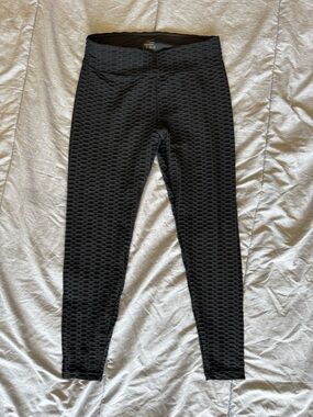 High-Rise Textured Black Leggings